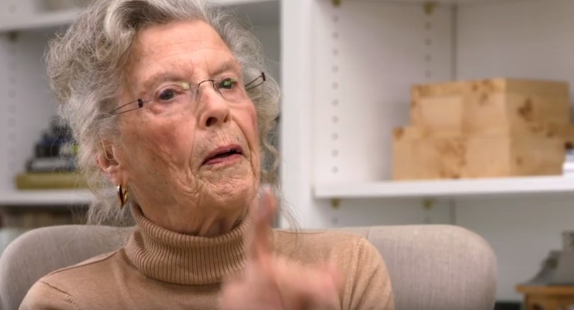 Cherry Ridge Resident talking about caring for her husband and getting support from her cottage neighbors.